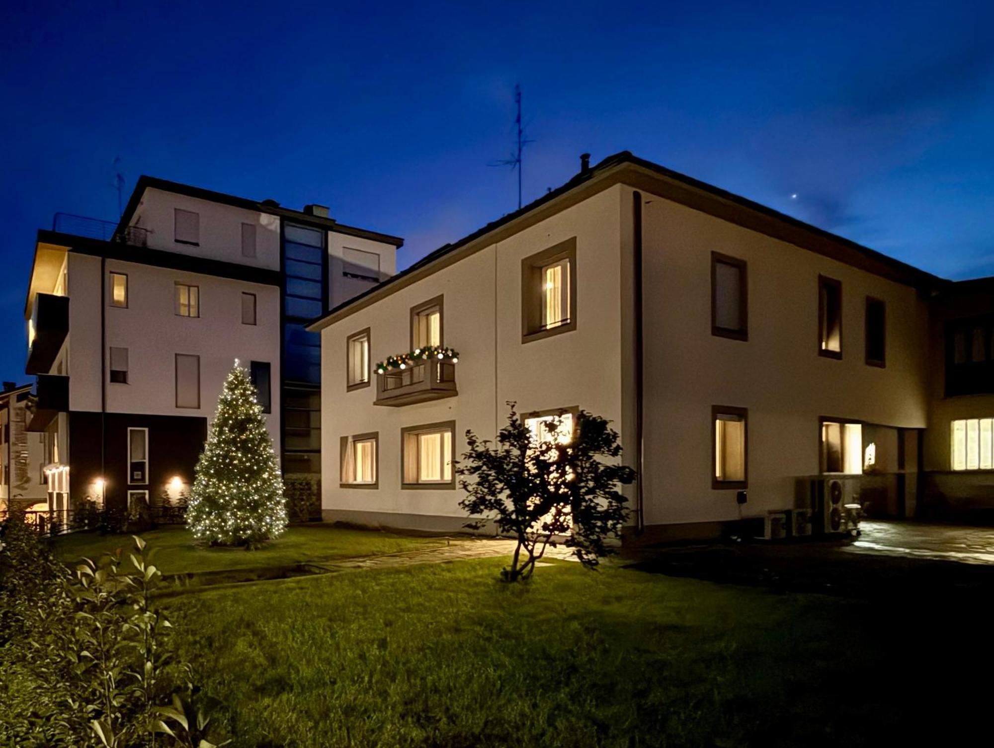 Villa Manzoni Meda 외부 사진